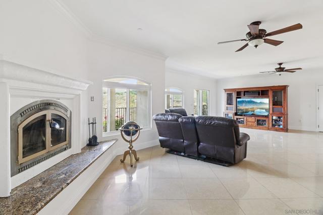 19075 Caesar Drive, Ramona CA: https://media.crmls.org/mediaz/e0190980-2434-4e80-96f6-88f56ebb579e.jpg