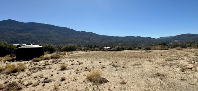 1 Geneva Heights, Mountain Center CA: https://media.crmls.org/mediaz/e01925ce-9604-4cf0-8df3-1f278e746c44.jpg