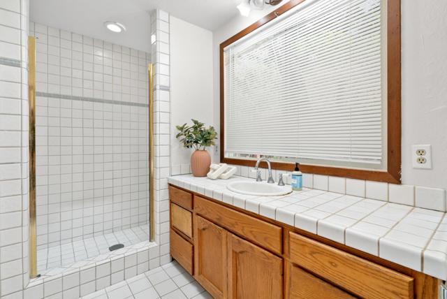 530 Flume Road, Aptos CA: https://media.crmls.org/mediaz/e019eb38-e64d-4b80-8fbb-6bcc936055af.jpg