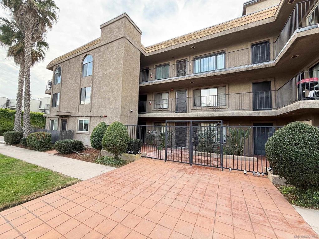 1278 Pacific Beach Dr #3