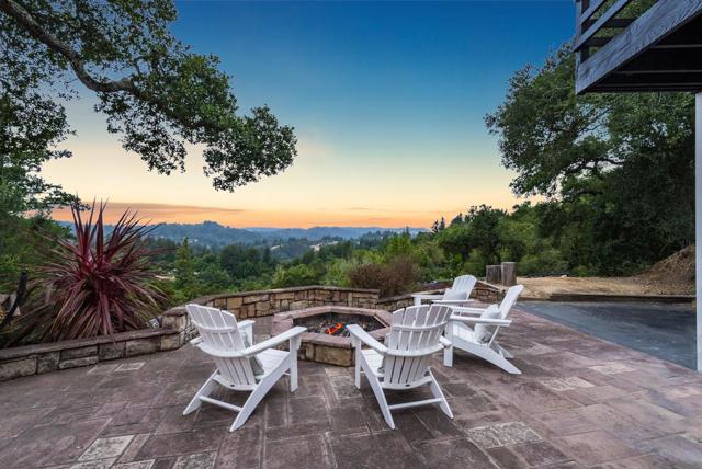 1501 Hidden Valley Road, Soquel CA: https://media.crmls.org/mediaz/e01a987e-4c07-4c83-8330-5b6c03025c17.jpg