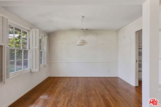 12734 SARAH Street photo 7