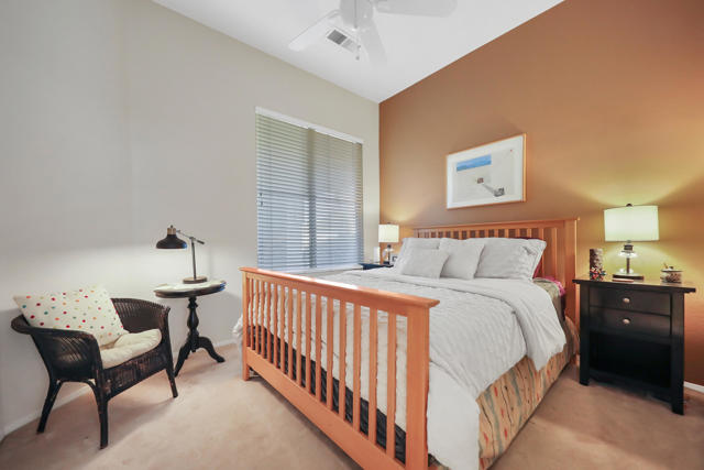 80179 Royal Birkdale Drive, Indio CA: https://media.crmls.org/mediaz/e01b3e24-a1ba-448b-89fe-b602460be0ff.jpg