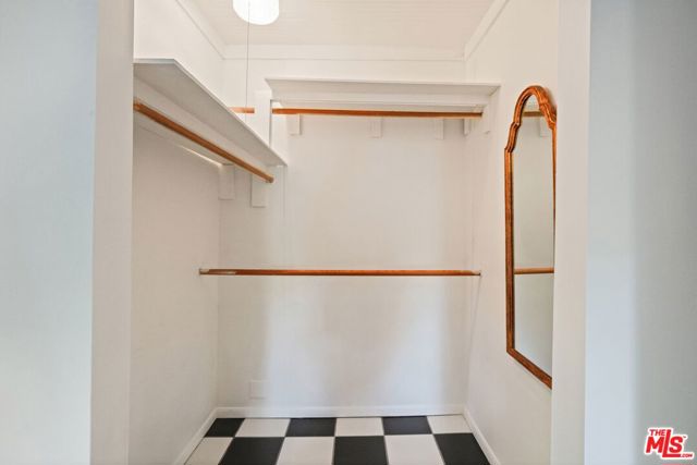 860 Old Topanga Canyon Road, Topanga CA: https://media.crmls.org/mediaz/e01be8b5-32de-4c5c-b3e3-d392d8b98c95.jpg
