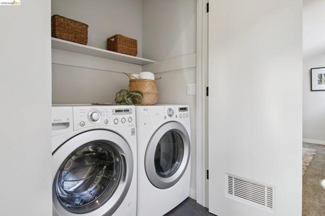 Image 43 of 60 For 6356 Broadway Ter