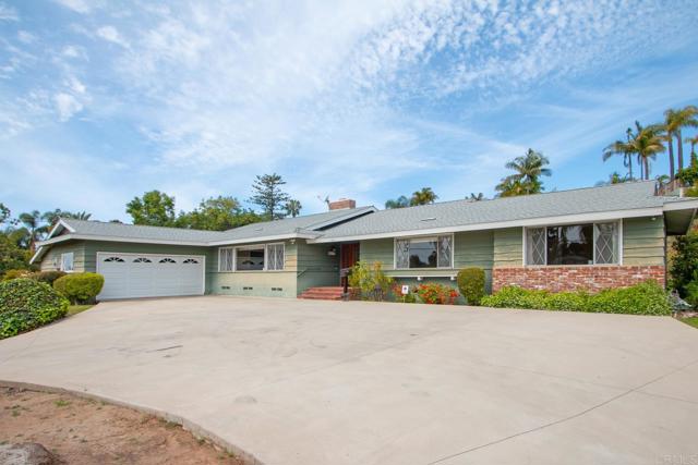 Detail Gallery Image 2 of 26 For 1124 Alta Vista Dr, Vista,  CA 92084 - 3 Beds | 2/1 Baths