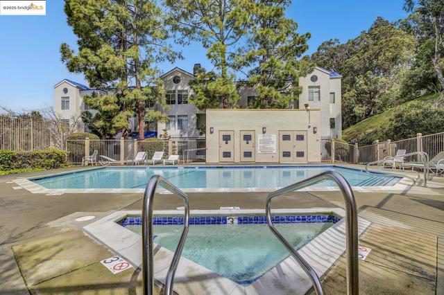 Image 36 of 42 For 545 Pierce St  3002