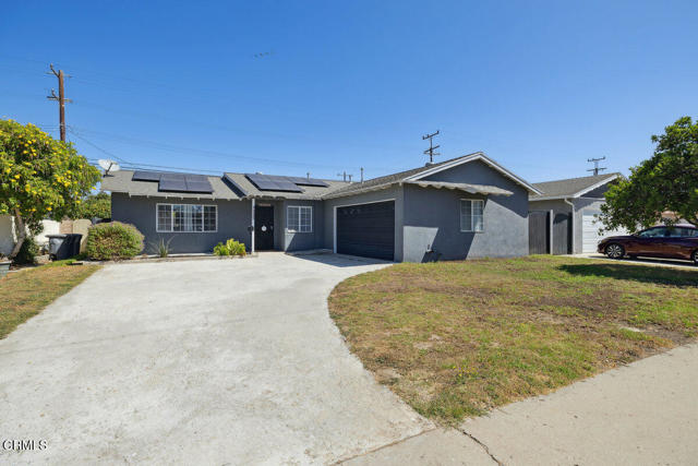 Detail Gallery Image 1 of 17 For 225 Glacier Ave, Oxnard,  CA 93033 - 3 Beds | 2 Baths