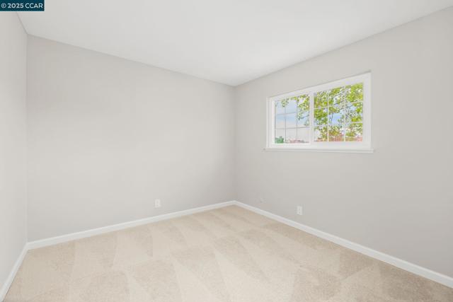 2115 Wilmington Dr, Walnut Creek CA: https://media.crmls.org/mediaz/e01d994d-11d4-4e2c-9515-bd52006784cf.jpg