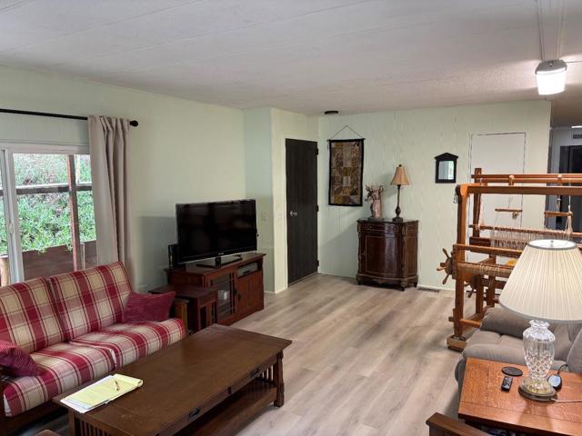 809 Maher Road, Royal Oaks CA: https://media.crmls.org/mediaz/e01da2a0-0ca9-4e98-9979-0774c8724291.jpg