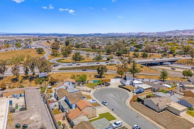 1138 Sherman Drive, Salinas CA: https://media.crmls.org/mediaz/e01e6646-e045-4ae4-9afc-fb9983ec09e5.jpg