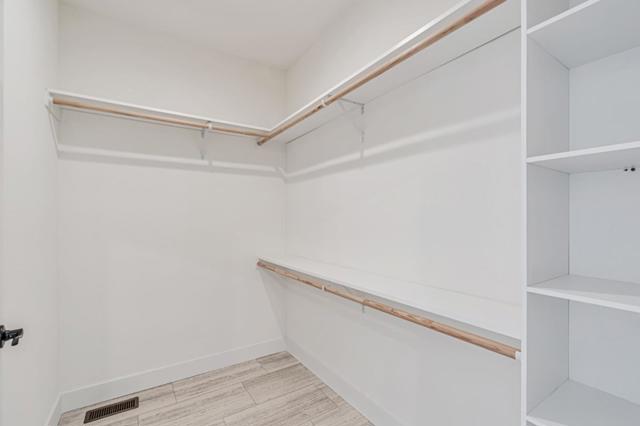 258 Yosemite Road, San Rafael CA: https://media.crmls.org/mediaz/e01e974e-dcac-400d-ae9f-8b43e45f7921.jpg