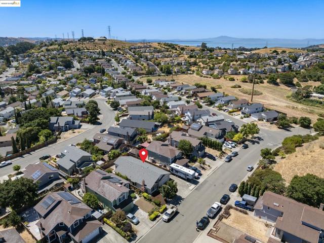 751 Pueblo Way, Vallejo CA: https://media.crmls.org/mediaz/e01ee52c-072f-43be-8a4f-28632e99462c.jpg