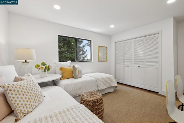 Image 41 of 49 For 1227 Alvarado Road