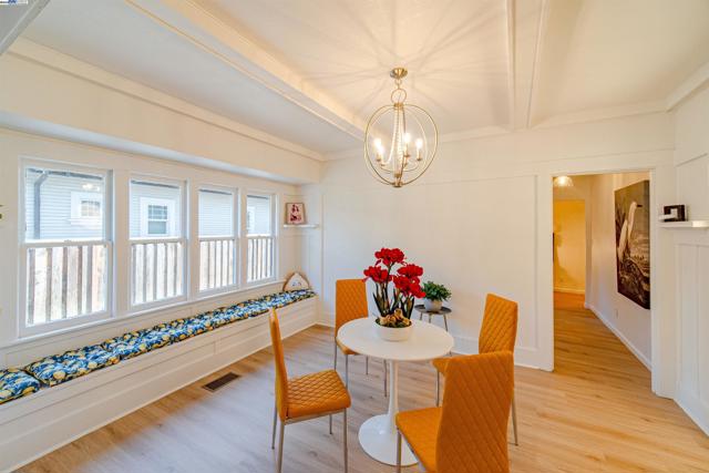 789 S 12Th St, San Jose CA: https://media.crmls.org/mediaz/e0201a3c-9c67-4010-b392-8042086797f4.jpg