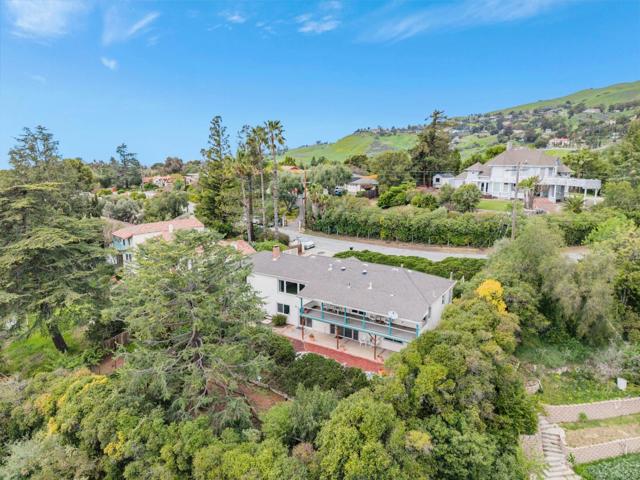 11020 Enchanto Vista Drive, San Jose CA: https://media.crmls.org/mediaz/e0216c7c-ae37-4a9a-82be-d8ef7814395c.jpg