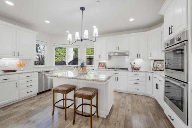 2360 Sunflower Circle, Gilroy CA: https://media.crmls.org/mediaz/e0225702-8f9c-4e44-869b-35a413f64d58.jpg