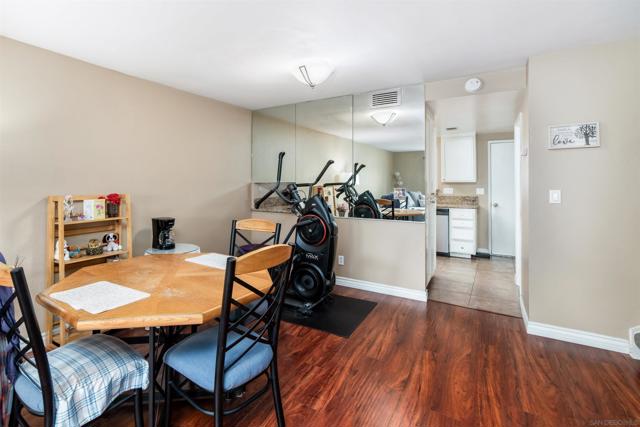 982 E Main St, El Cajon CA: https://media.crmls.org/mediaz/e0231830-997d-47db-83cf-dc4d51fca7e3.jpg