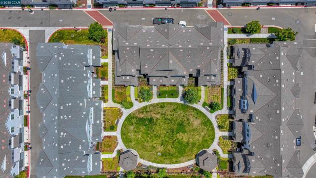 1734 Catalina Ct, Livermore CA: https://media.crmls.org/mediaz/e024a8d8-a45c-43b0-8a95-c4b58bb1650d.jpg
