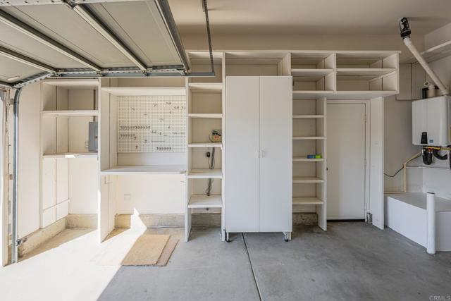 387 MELBOURNE GLN, Escondido CA: https://media.crmls.org/mediaz/e0252c18-763d-4ee4-82e1-143ec15cb87b.jpg