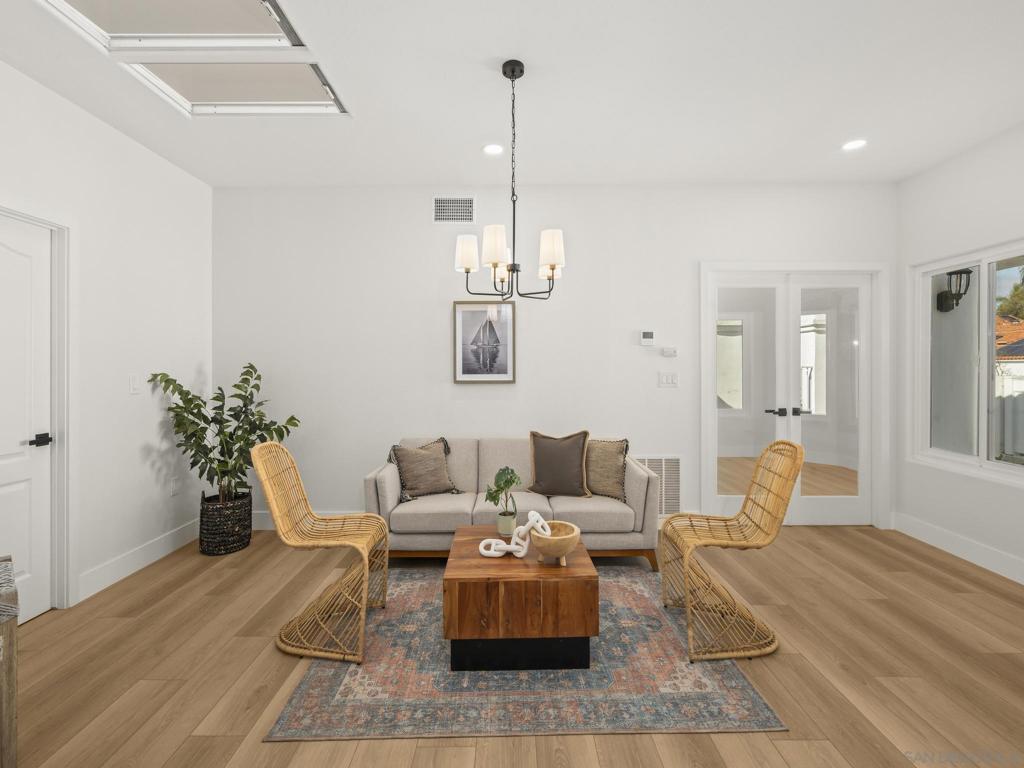 MLS #250043606SD image #15