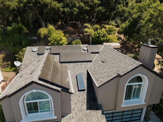 307 Sidesaddle Circle, Scotts Valley CA: https://media.crmls.org/mediaz/e026b350-ae13-4f9b-b006-f59a59c9dcb7.jpg