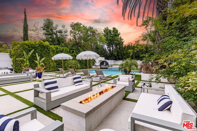 5162 Otis Avenue, Tarzana CA: https://media.crmls.org/mediaz/e026f09e-bb02-40b0-b613-9618a8ef5856.jpg