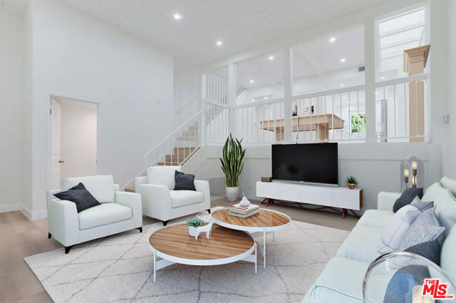 23471 Park Sorrento, Calabasas CA: https://media.crmls.org/mediaz/e02733c7-8c4f-482d-9229-e4e9bf9318ad.jpg