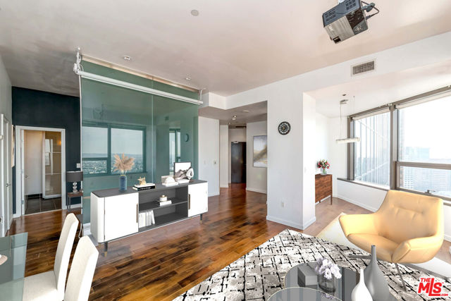 1100 Wilshire Boulevard, Los Angeles CA: https://media.crmls.org/mediaz/e027efb7-222c-4128-8c7a-2dccec415aab.jpg