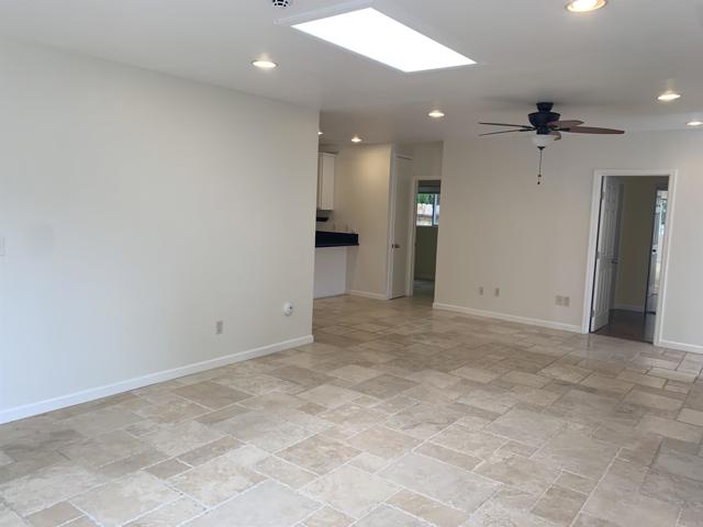 Detail Gallery Image 5 of 18 For 7229 Fay Ave, La Jolla,  CA 92037 - 4 Beds | 2 Baths