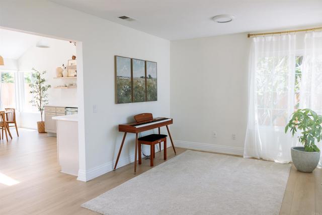 Detail Gallery Image 7 of 18 For 14879 Heather Glen Way, Rancho Bernardo (San Diego),  CA 92128 - 3 Beds | 2/1 Baths