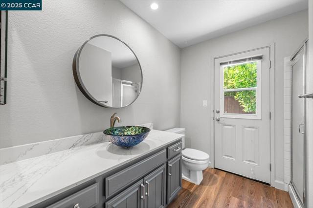 110 Santa Rosa Pl, San Ramon CA: https://media.crmls.org/mediaz/e02b7303-d7c3-41f9-bc24-3b9424f31a5d.jpg