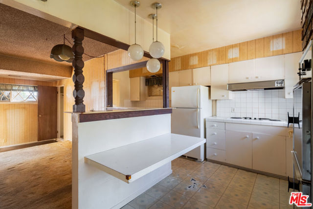 10911 Lemay Street photo 3