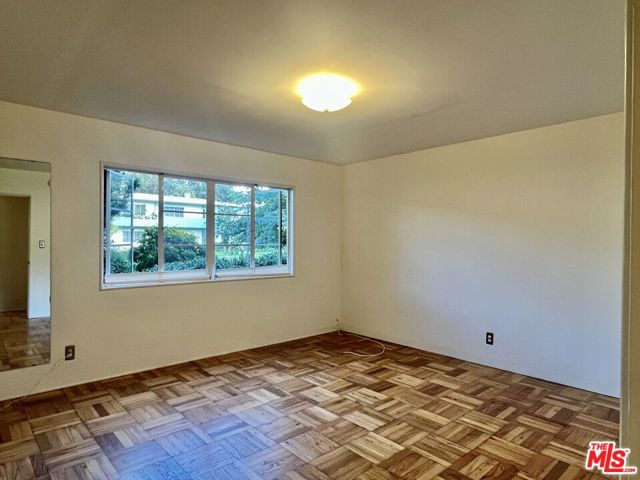 5205 Village, Los Angeles CA: https://media.crmls.org/mediaz/e02dc114-23b8-4af2-9dc2-9da0c6fe5275.jpg