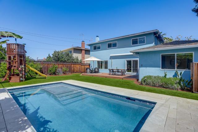 Image 32 of 39 For 3271 Catalina Avenue