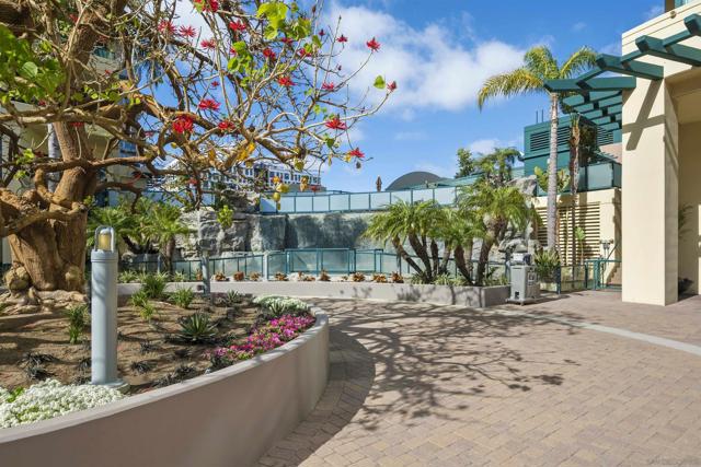 555 Front St., San Diego CA: https://media.crmls.org/mediaz/e02dcf21-369c-4da6-859c-d84c2e76bda4.jpg