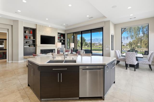 33 Via Las Flores, Rancho Mirage, CA 92270