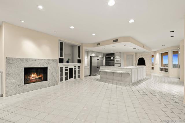 10595 Russell Road, La Mesa CA: https://media.crmls.org/mediaz/e02ee5c3-a9f3-4b02-be91-bfcea8546746.jpg