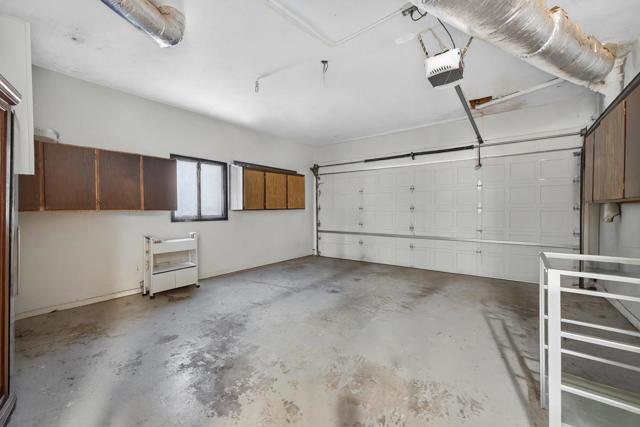 72 Cresta Vista Drive, San Francisco CA: https://media.crmls.org/mediaz/e02fe7f0-b17f-4e75-8e8f-1fd68febc536.jpg