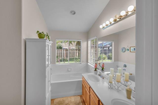 6341 El Capitan Court, Livermore CA: https://media.crmls.org/mediaz/e03000fd-e90b-4506-baa9-43440794cb30.jpg