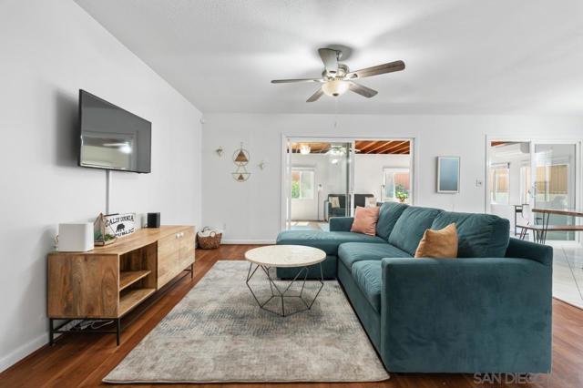2170 Montclair St, San Diego CA: https://media.crmls.org/mediaz/e03122df-655c-4b1e-8cf1-76ec6aaa3c9c.jpg