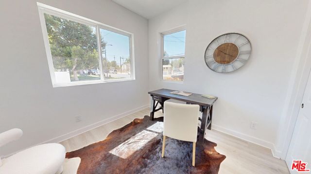 8486 N Camelia, Winnetka CA: https://media.crmls.org/mediaz/e0319318-2954-434f-9fd3-987fda7eeb7b.jpg