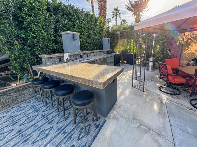 80394 Avenue 48, Indio CA: https://media.crmls.org/mediaz/e031f00e-865d-48f0-99f3-4b8c4b3d0457.jpg