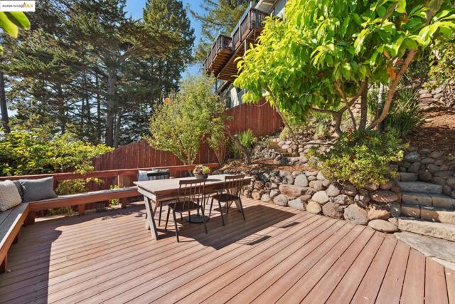5958 Colton Blvd., Oakland CA: https://media.crmls.org/mediaz/e03225f0-5a7b-4213-b2ea-a35d80f7a934.jpg