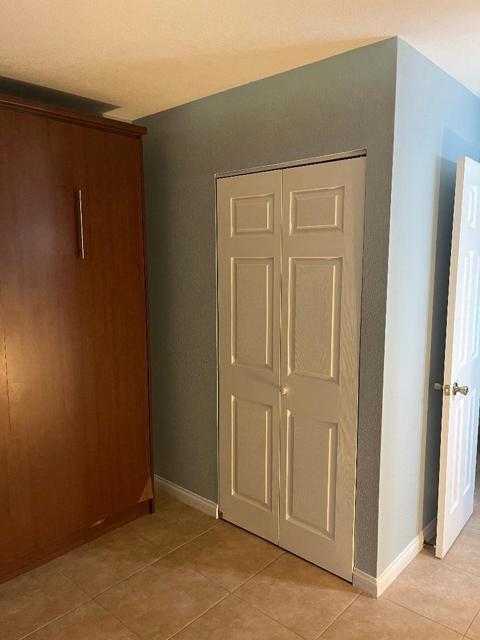 5300 E Waverly Drive, Palm Springs CA: https://media.crmls.org/mediaz/e032a6ba-d9f1-484e-a8d6-e8e96b982c68.jpg