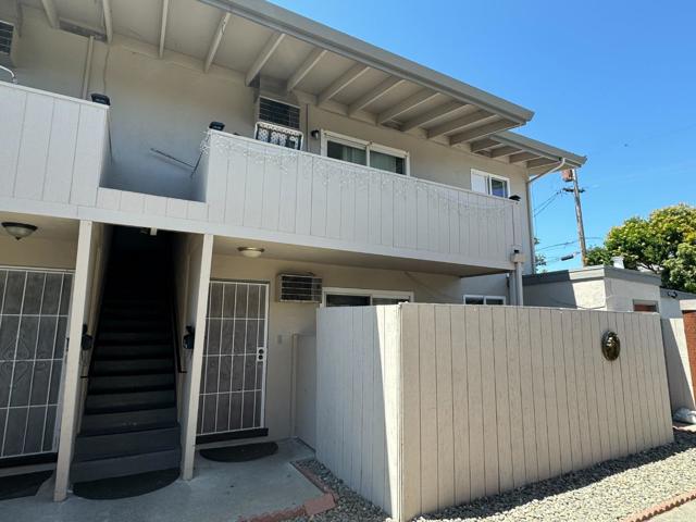 775 E Duane Avenue, Sunnyvale CA: https://media.crmls.org/mediaz/e0337b30-e072-4553-9279-b7c26ce8bcf5.jpg