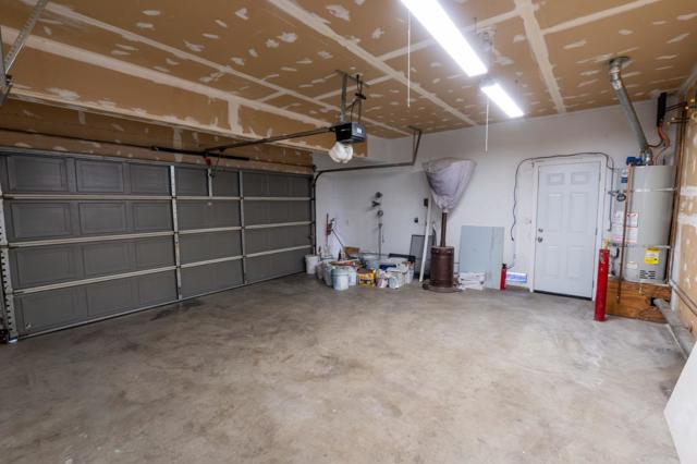 441 Adrian Court, Hollister CA: https://media.crmls.org/mediaz/e033b8fd-640e-47f4-918d-2111e8a09adc.jpg