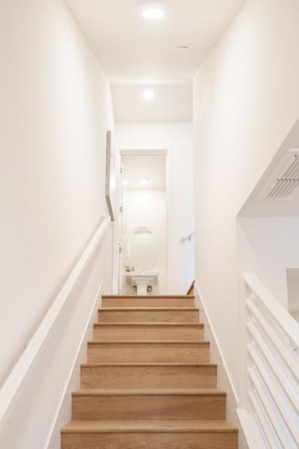 897 Fillmore Terrace, Sunnyvale CA: https://media.crmls.org/mediaz/e0346736-ed78-4717-b7ce-5115e354de25.jpg