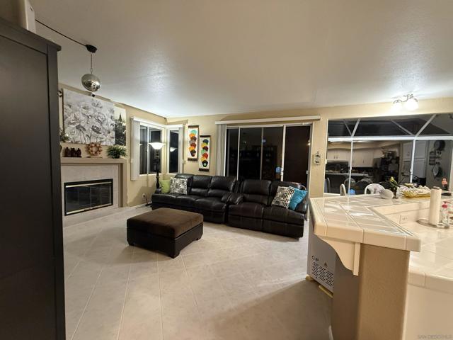 1676 W 11th Ave, Escondido CA: https://media.crmls.org/mediaz/e0348944-480a-4d2b-993a-e64acfd1b30a.jpg