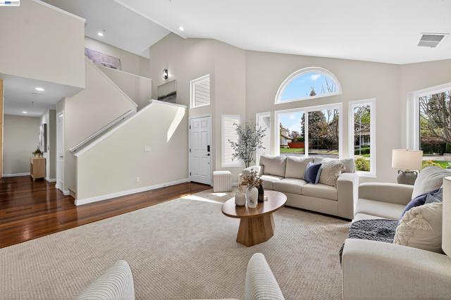 Image 3 of 30 For 4914 Candy Ct